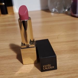 Estee Lauder lipstick 💄